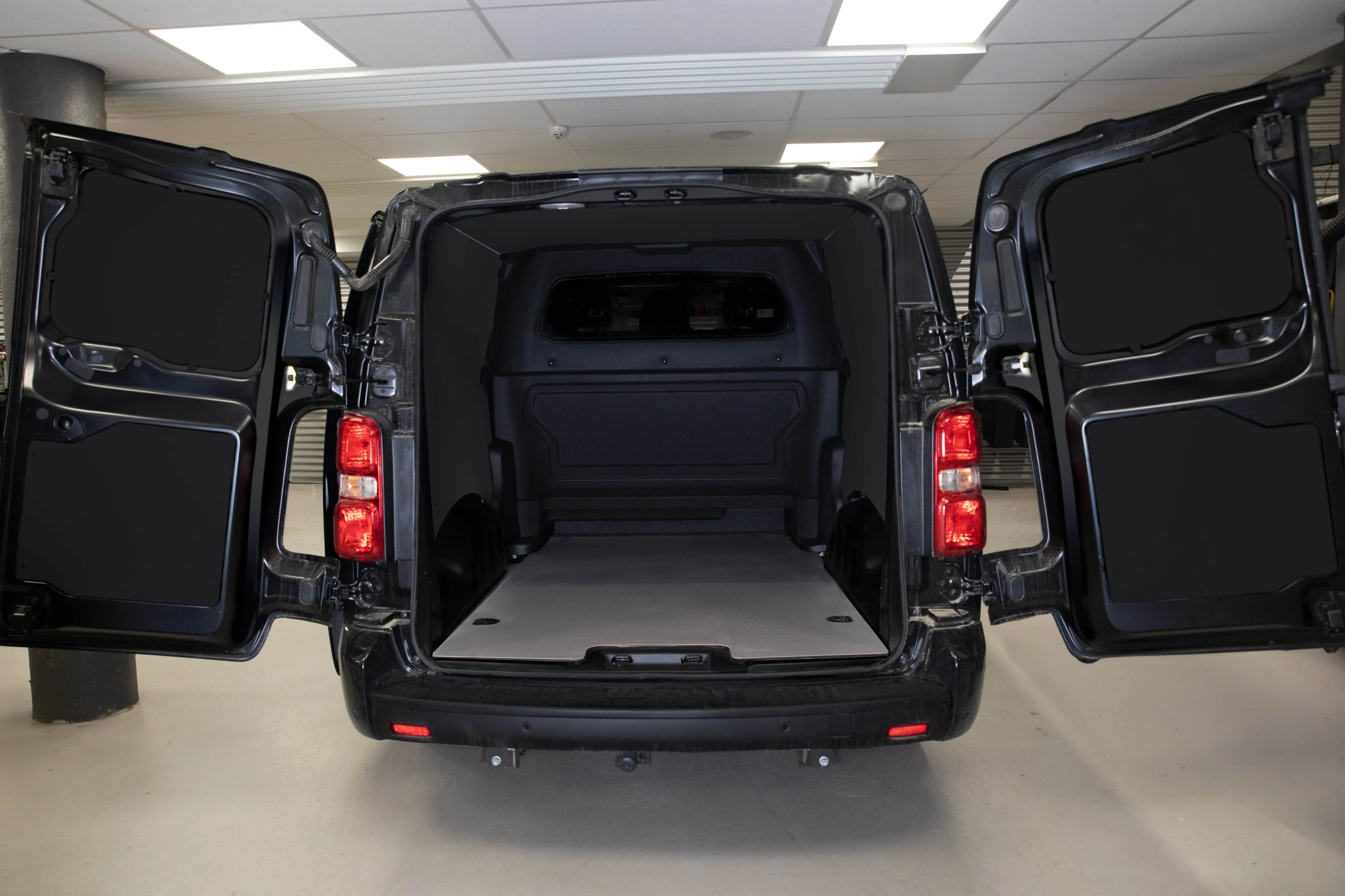 Vloer voor Expert, Jumpy, ProAce, Vivaro en Scudo L3 dubbele cabine